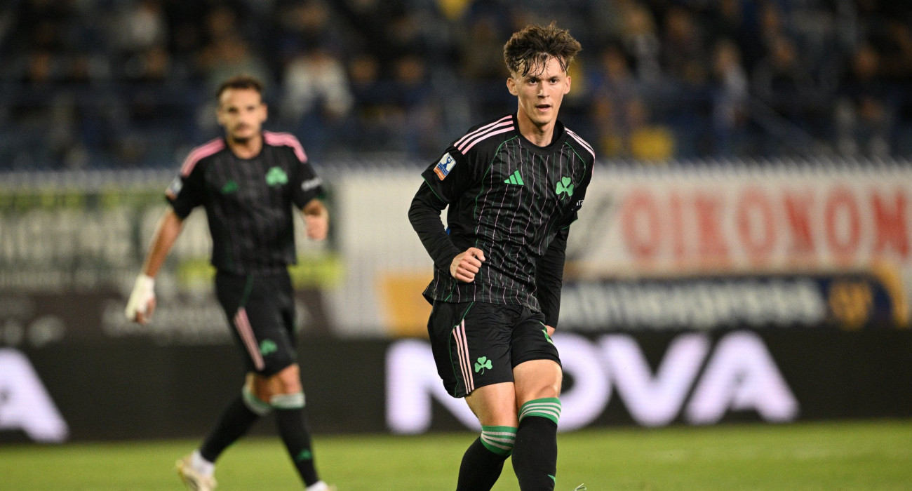 Ο Έλτον Φικάι σε στιγμιότυπο από τον αγώνα Κυπέλλου με τον Ατρόμητο - ΠΗΓΗ: Eurokinissi Ο Έλτον Φικάι σε στιγμιότυπο από τον αγώνα Κυπέλλου με τον Ατρόμητο - ΠΗΓΗ: Eurokinissi