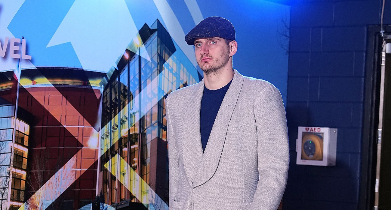 Ο Νίκολα Γιόκιτς ως... Peaky Blinder! Ο Νίκολα Γιόκιτς ως... Peaky Blinder!