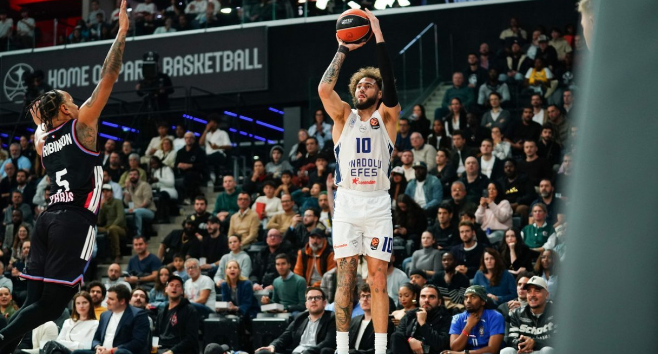 Η Αναντολού Εφές πέρασε από το Παρίσι και επέστρεψε στις νίκες Η Αναντολού Εφές πέρασε από το Παρίσι και επέστρεψε στις νίκες