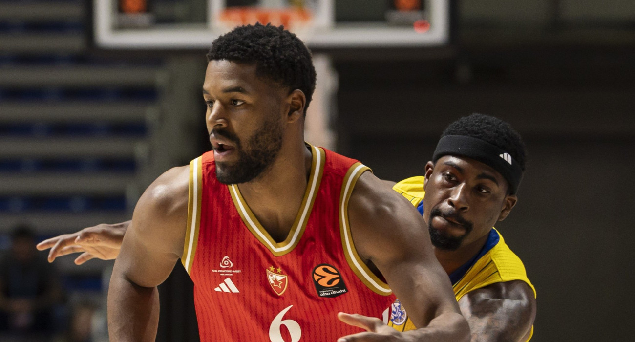 Ο Τζάρεντ Μπάτλερ με τη φανέλα του Ερυθρού Αστέρα/Photo by Srdjan Stevanovic/Euroleague Basketball via Getty Images Ο Τζάρεντ Μπάτλερ με τη φανέλα του Ερυθρού Αστέρα/Photo by Srdjan Stevanovic/Euroleague Basketball via Getty Images