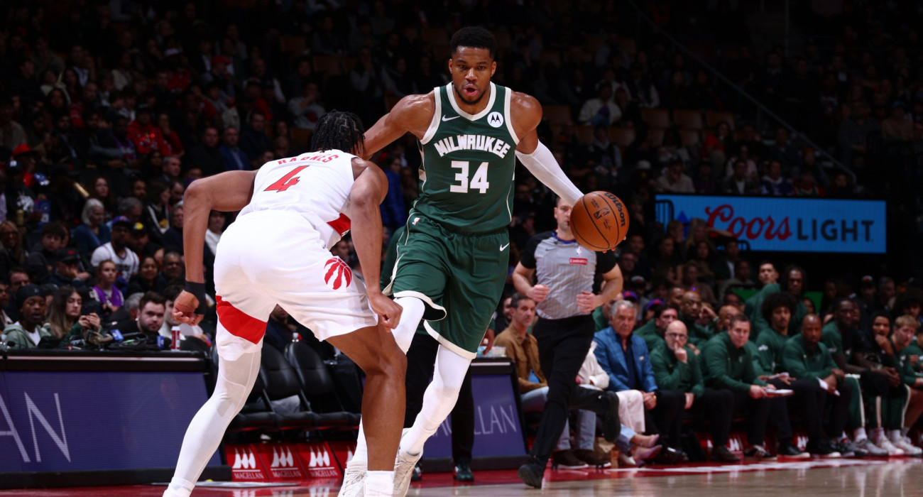 Ο Γιάννης Αντετοκούνμπο - Photo by Vaughn Ridley/NBAE via Getty Images