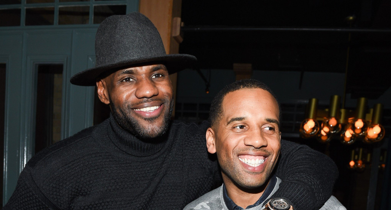 Ο ΛεΜπρόν Τζέιμς με τον Μάβερικ Κάρτερ, Πηγή: (Photo by George Pimentel/WireImage/Getty Images/Ideal Images) Ο ΛεΜπρόν Τζέιμς με τον Μάβερικ Κάρτερ, Πηγή: (Photo by George Pimentel/WireImage/Getty Images/Ideal Images)