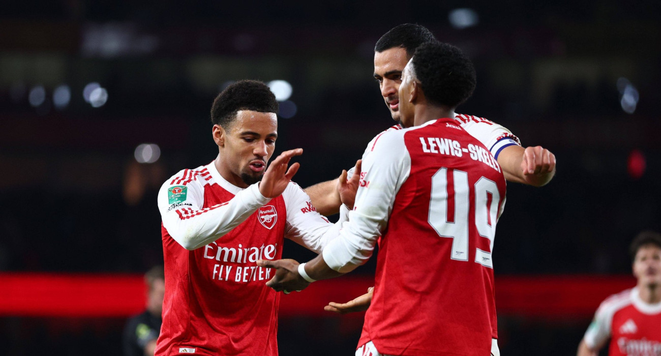 Οι παίκτες της Άρσεναλ πανηγυρίζουν / Πηγή: Imago Οι παίκτες της Άρσεναλ πανηγυρίζουν / Πηγή: Imago