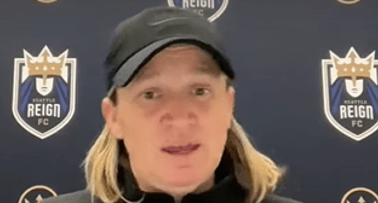 Η προπονήτρια Λόρα Χάρβεϊ / Screenshot Η προπονήτρια Λόρα Χάρβεϊ / Screenshot