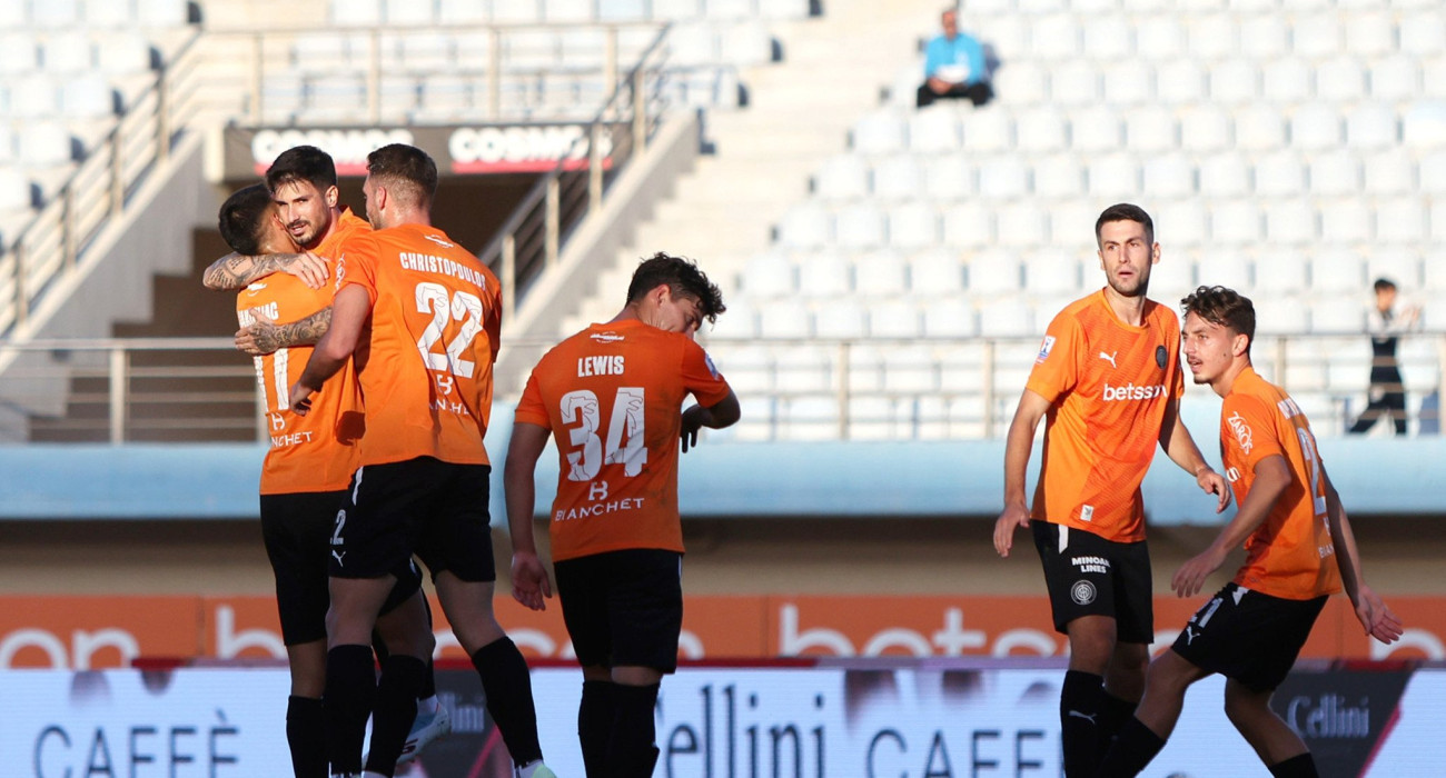 Ποδοσφαιριστές του ΟΦΗ πανηγυρίζουν / Πηγή: Intime Ποδοσφαιριστές του ΟΦΗ πανηγυρίζουν / Πηγή: Intime