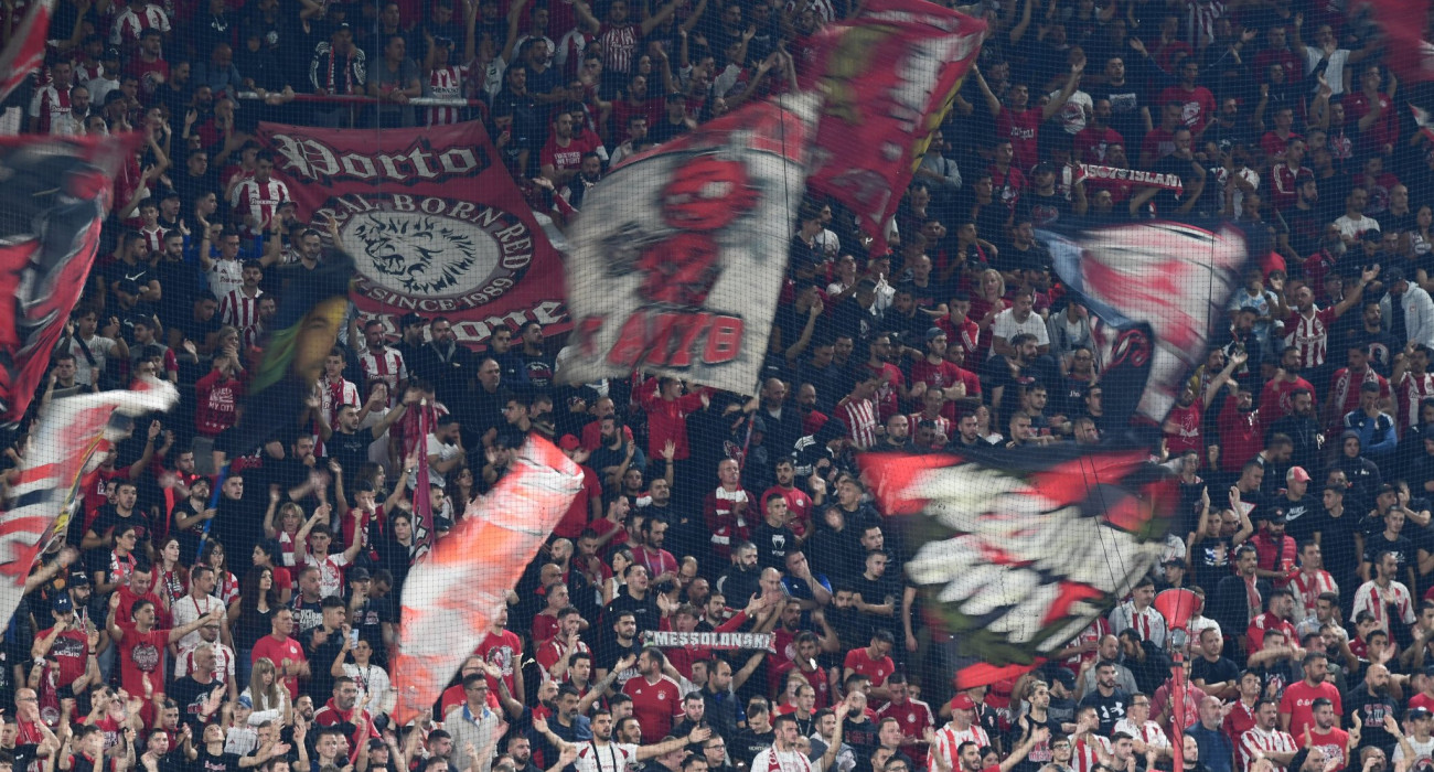 Οπαδοί του Ολμυπιακού / Πηγή: Eurokinissi Οπαδοί του Ολμυπιακού / Πηγή: Eurokinissi