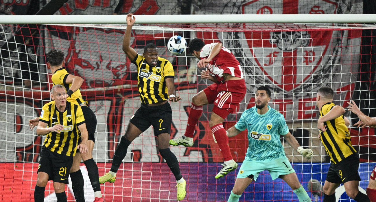 Η κεφαλιά του Ταρέμι για το 2-0 του Ολυμπιακού / Πηγή: Eurokinissi Η κεφαλιά του Ταρέμι για το 2-0 του Ολυμπιακού / Πηγή: Eurokinissi