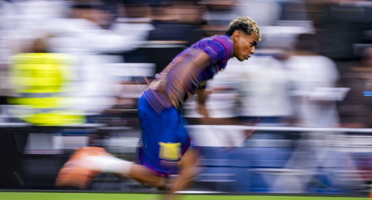 O Λαμίν Γιαμάλ με φανέλα της Μπαρτσελόνα/Πηγή: Imago O Λαμίν Γιαμάλ με φανέλα της Μπαρτσελόνα/Πηγή: Imago