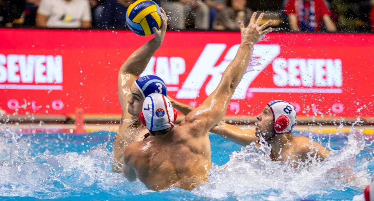 Ο Βίκτορ Τόντσινις σε επίθεση Πηγή: Vasas SC