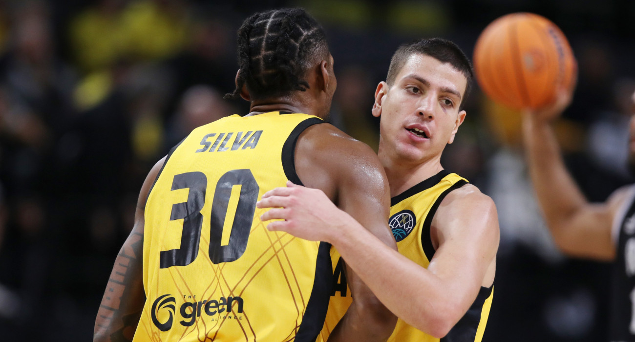 Ο Κρις Σίλβα και ο Δημήτρης Φλιώνης - Πηγή: Intime