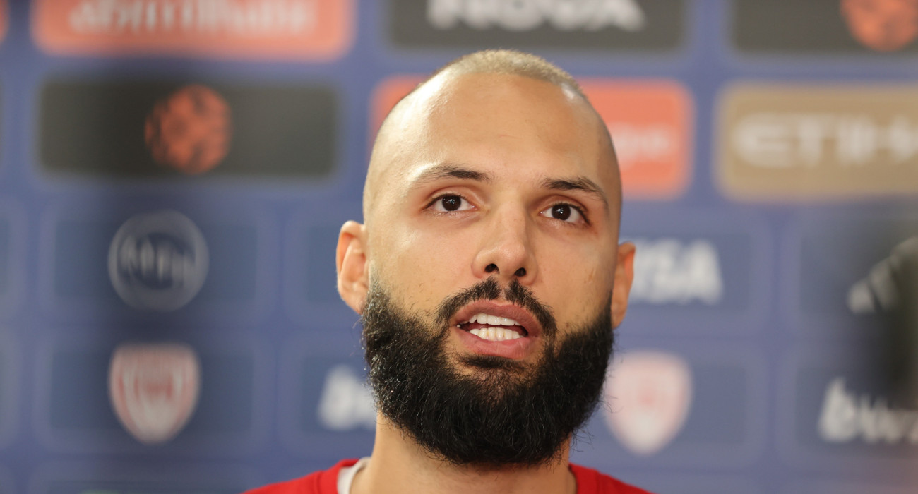 Ο Εβάν Φουρνιέ στη media day του Ολυμπιακού/Πηγή: intime