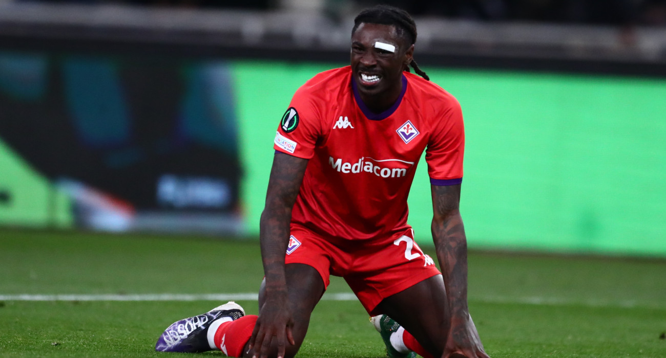 Ο Μόιζε Κεν με τη φανέλα της Φιορεντίνα / Πηγή: Eurokinissi