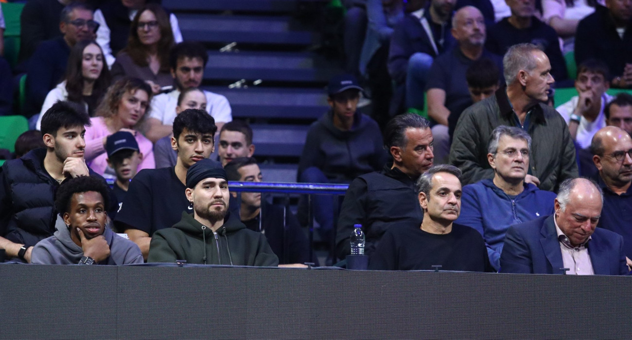 Oι παίκτες του Παναθηναϊκού, δίπλα στον Κυριάκο Μητσοτάκη, Πηγή: Eurokinissi