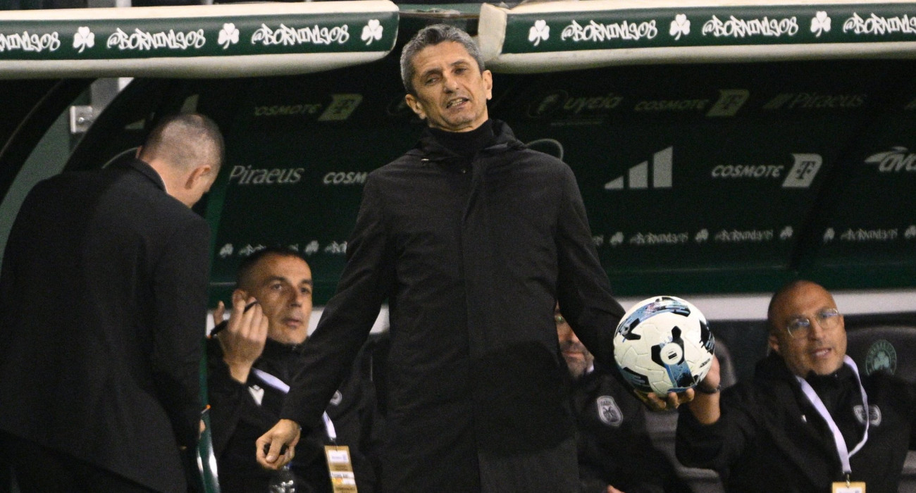 Ο Ραζβάν Λουτσέσκου στο παιχνίδι του Παναθηναϊκού με τον ΠΑΟΚ / Πηγή: Eurokinissi