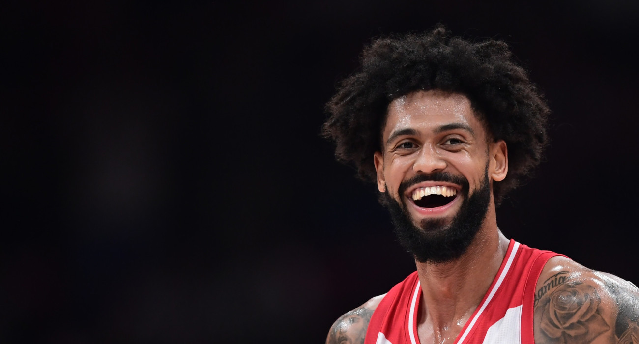 Ο Ντόρσεϊ «πυροβόλησε» από μακριά και έκλεισε την πρώτη περίοδο στην Πάτρα με buzzer-beater (video)