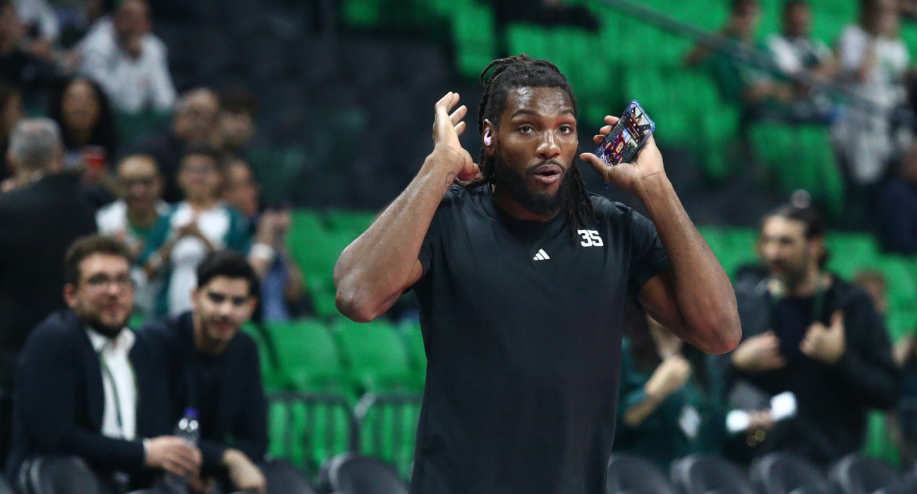 Ο Κένεθ Φαρίντ στο T-Center / Πηγή: Eurokinissi