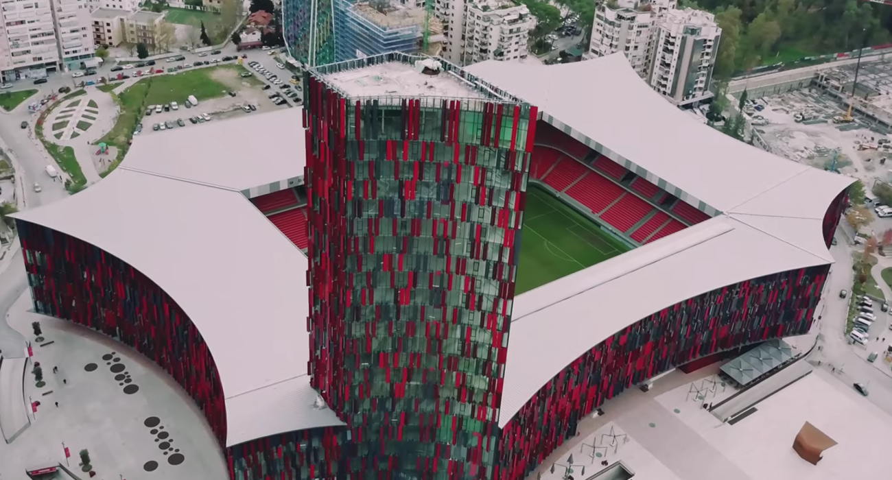 Η Αρένα Κομπεταρέ / Screenshot