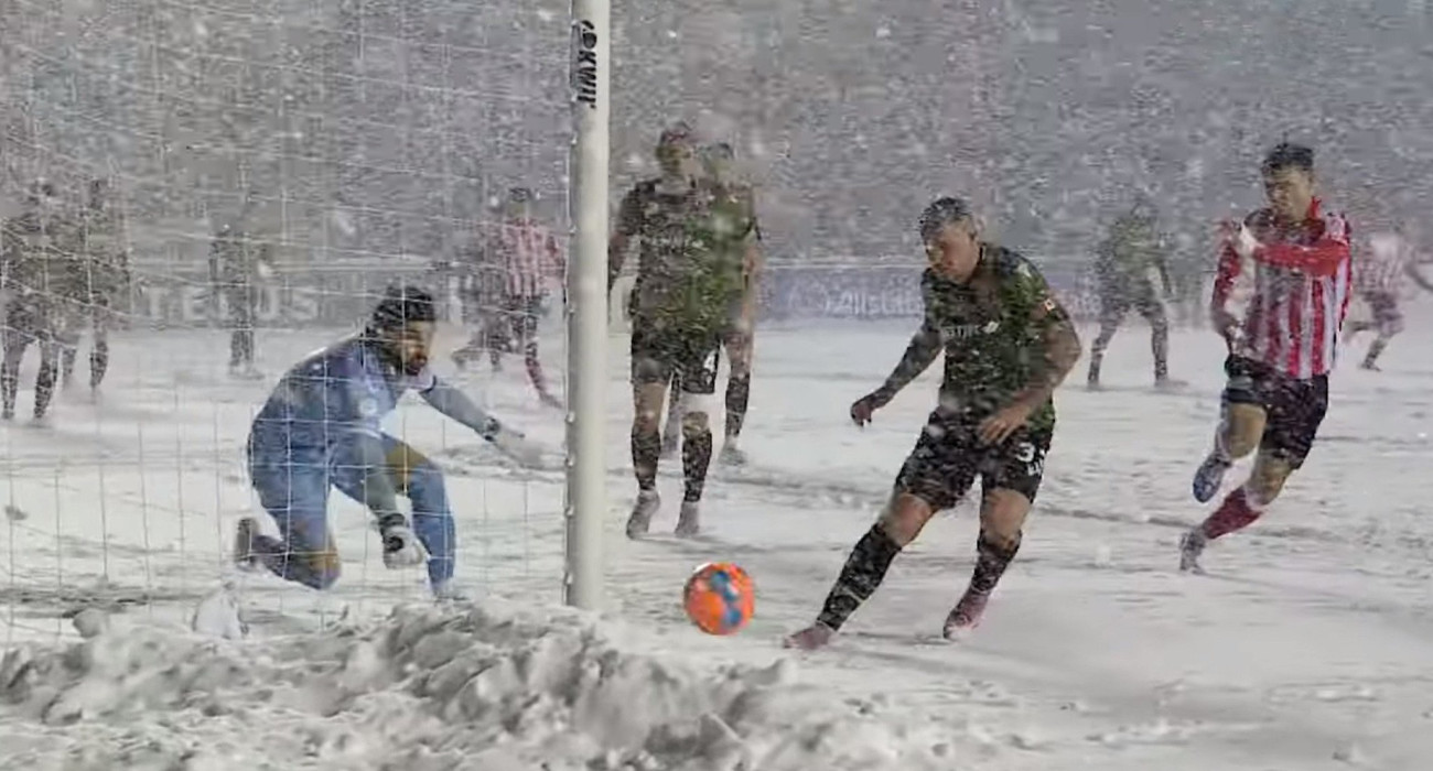 Ένα χαρακτηριστικό... παγωμένο στιγμιότυπο, από το ECL Final στον Καναδά / Screenshot