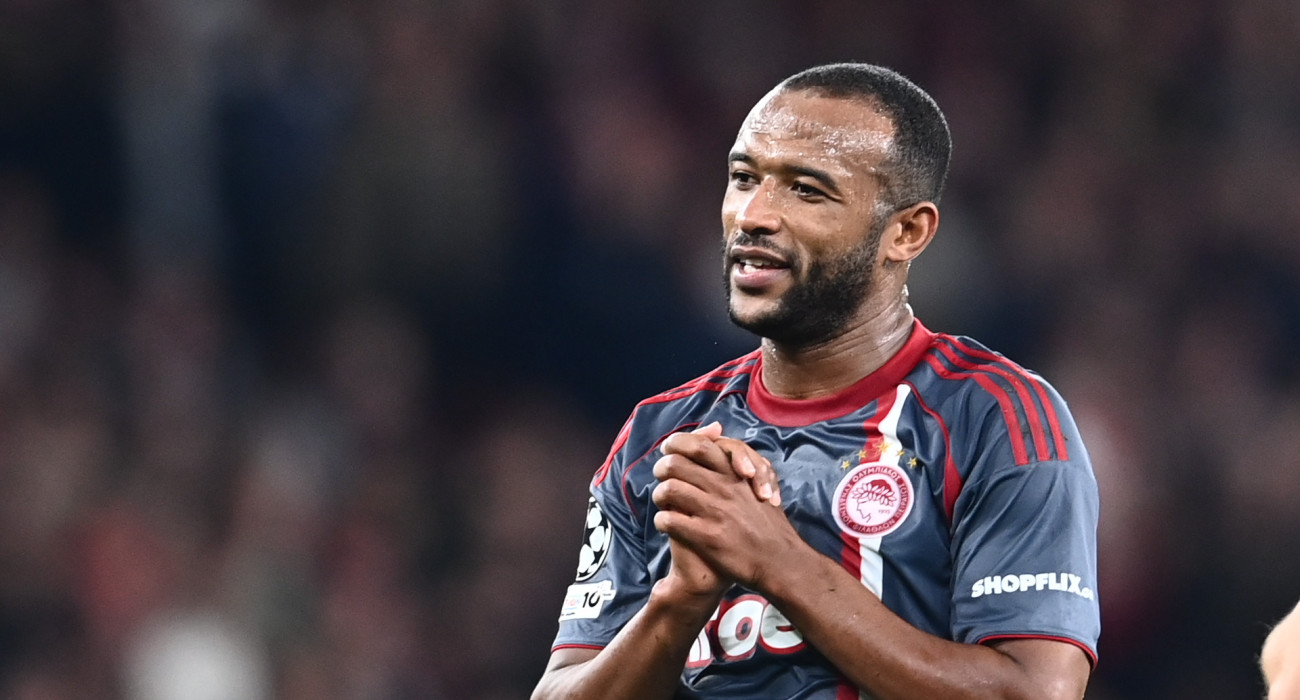 Ο Αγιούμπ Ελ Κααμπί με τον Ολυμπιακό / Πηγή: Eurokinissi