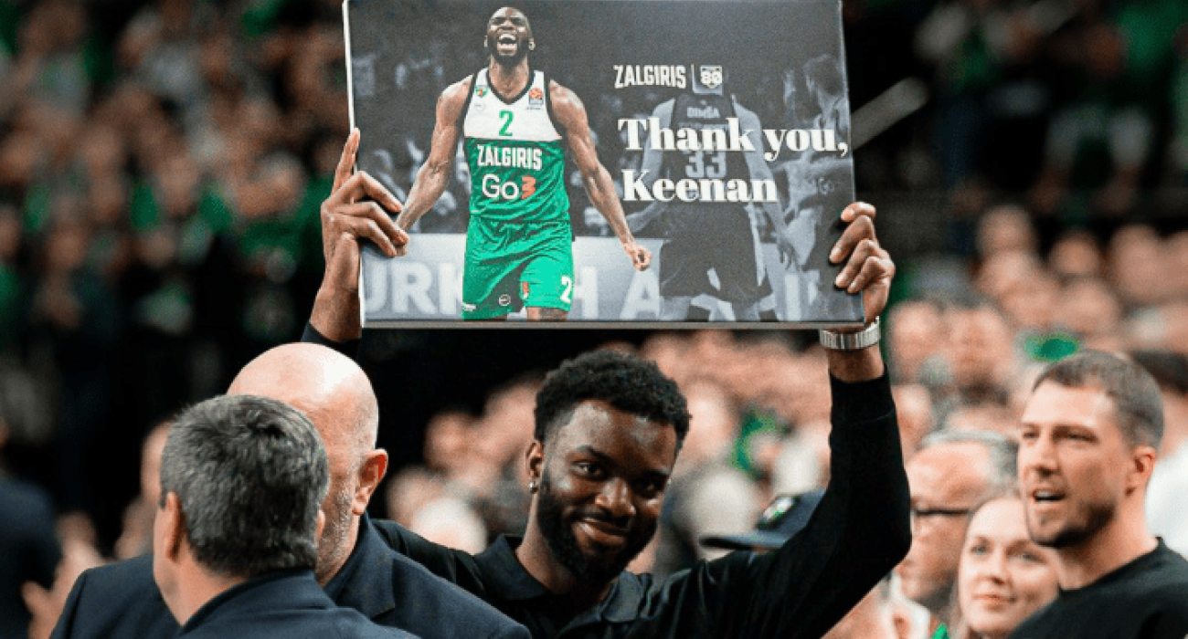 Ο Κίναν Έβανς στο Κάουνας / Πηγή: Zalgiris' s X - Screenshot