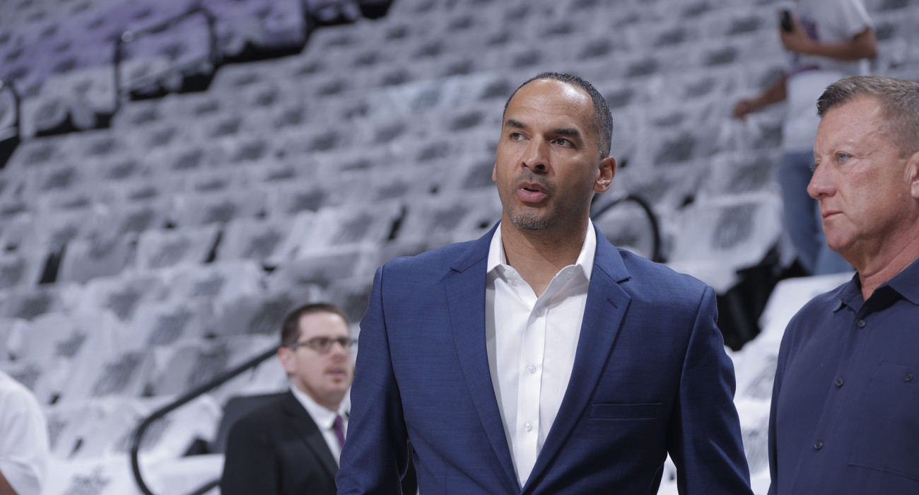 Ο Νίκο Χάρισον/Photo by Rocky Widner/NBAE via Getty Images