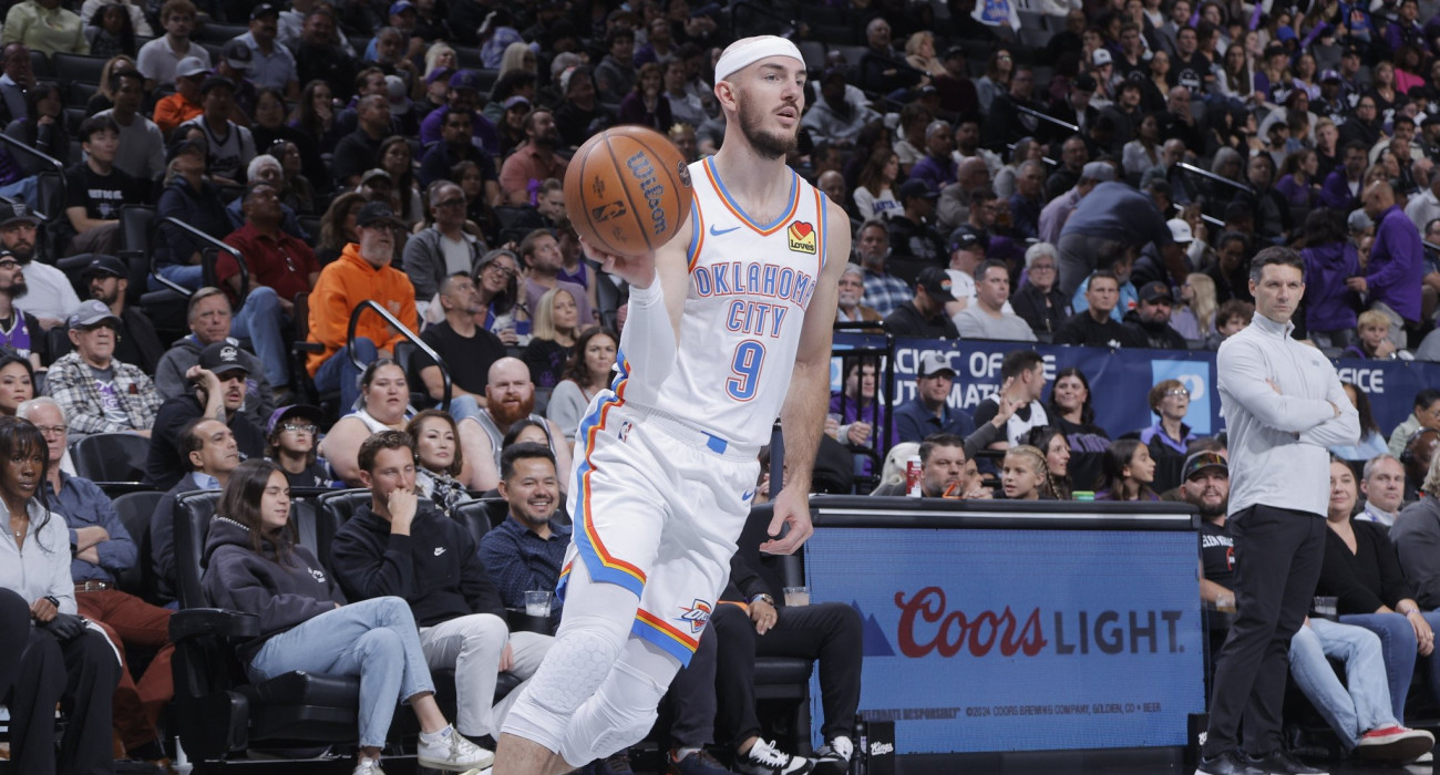 Ο Άλεξ Καρούσο των Οκλαχόμα Σίτι Θάντερ/Photo by Rocky Widner/NBAE via Getty Images