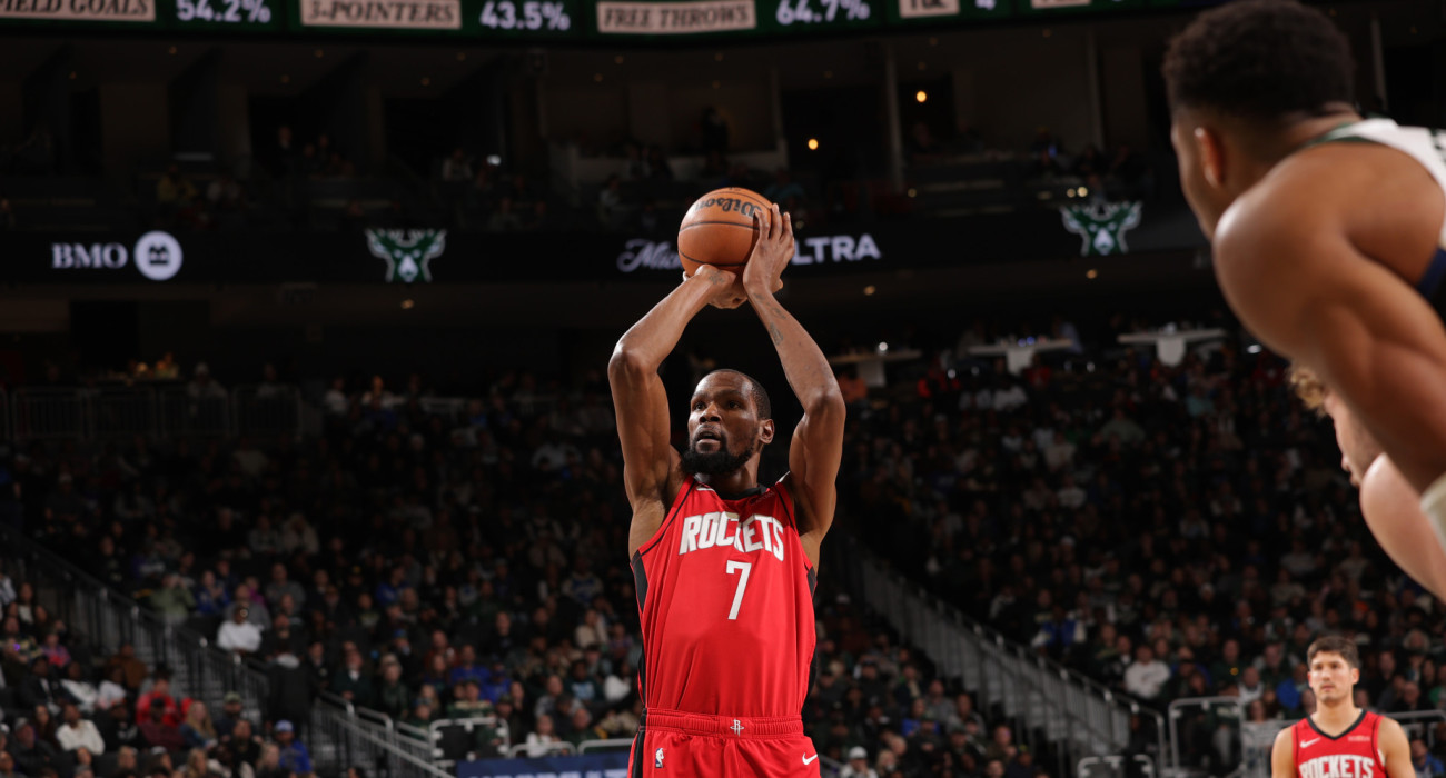 Ο Κέβιν Ντουράντ/Photo by Gary Dineen/NBAE via Getty Images