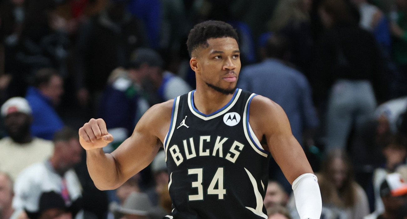 Ο Γιάννης Αντετοκούνμπο/Photo by Tim Heitman/NBAE via Getty Images