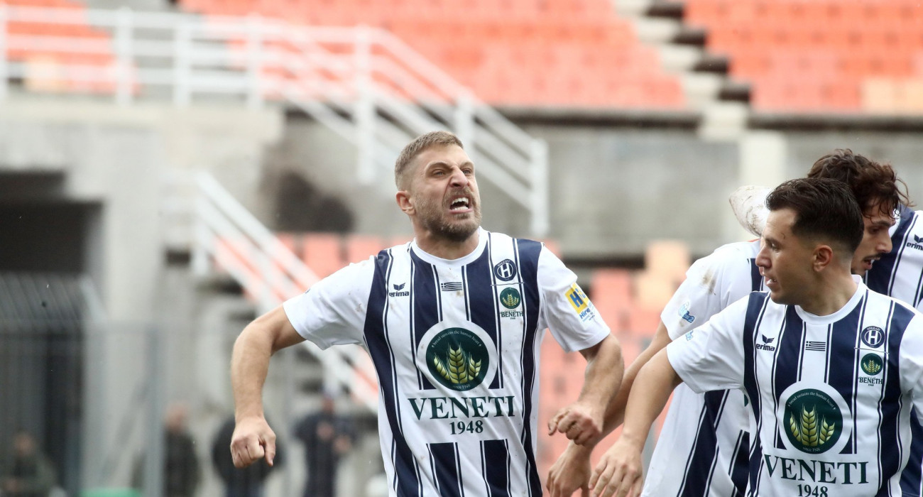 Παίκτες του Ηρακλή πανηγυρίζουν / Πηγή: Intime