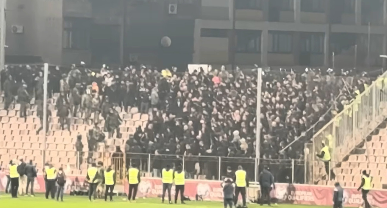 Ρουμάνοι οπαδοί στη Ζένιτσα / Screenshot