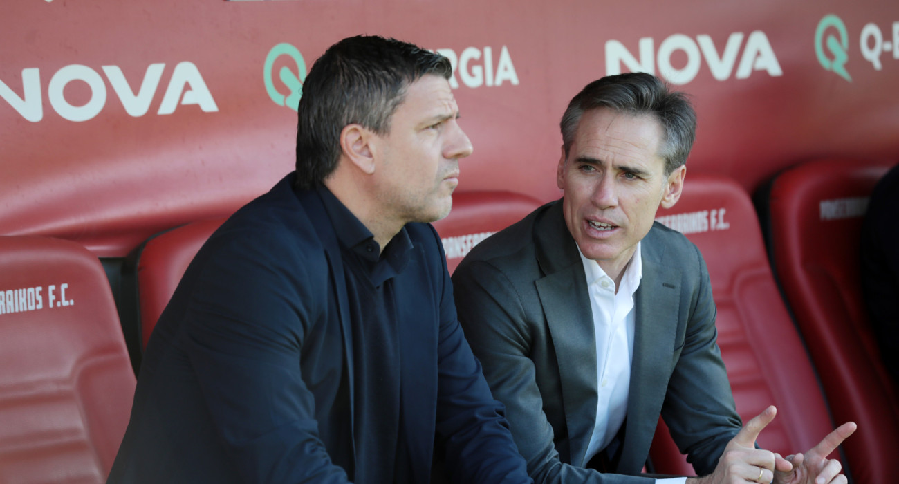 Οι Τάκης Φύσσας και Μιγκέλ Άνχελ Κορόνα πριν την αναμέτρηση του Παναθηναϊκού με τον Πανσερραϊκό / Πηγ΄ή: InTime