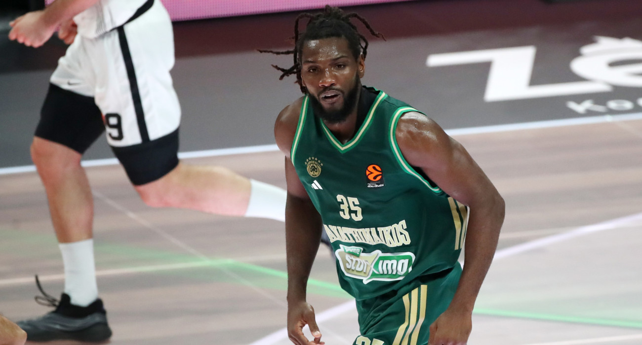 Ο Κένεθ Φαρίντ - Πηγή: Intime