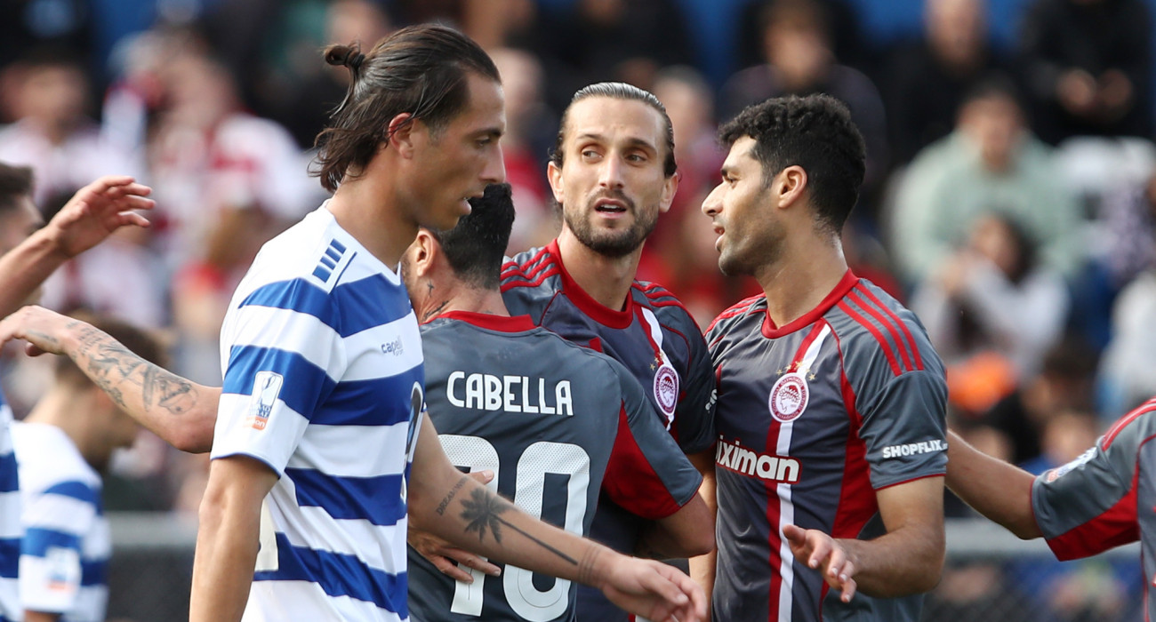 Οι πανηγυρισμοί των παικτών του Ολυμπιακού στο γκολ του Γιαζίτζι / Πηγή: Intime