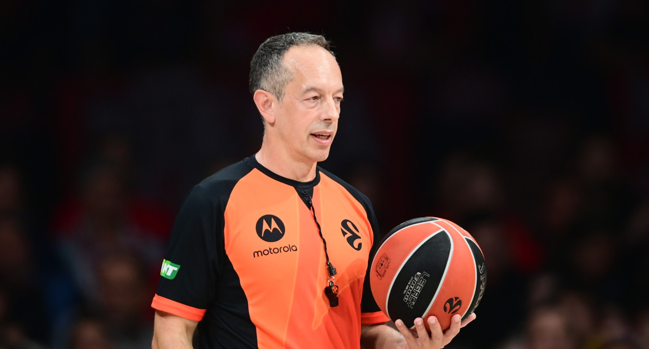 Ο Κάρλος Κορτές, διαιτητής της Euroleague / Πηγή: Eurokinissi