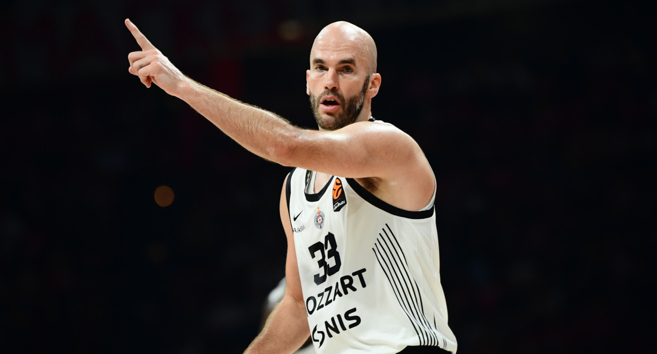 Ο Καλάθης επέστρεψε... σπίτι και αποθεώθηκε - Το video του Athletiko