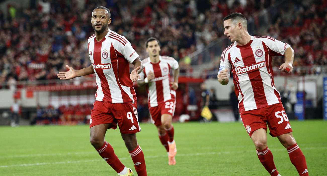 Ο Ελ Κααμπί πανηγυρίζει μετά το εύστοχο χτύπημα πέναλτι που άνοιξε το σκορ / Πηγή: Eurokinissi