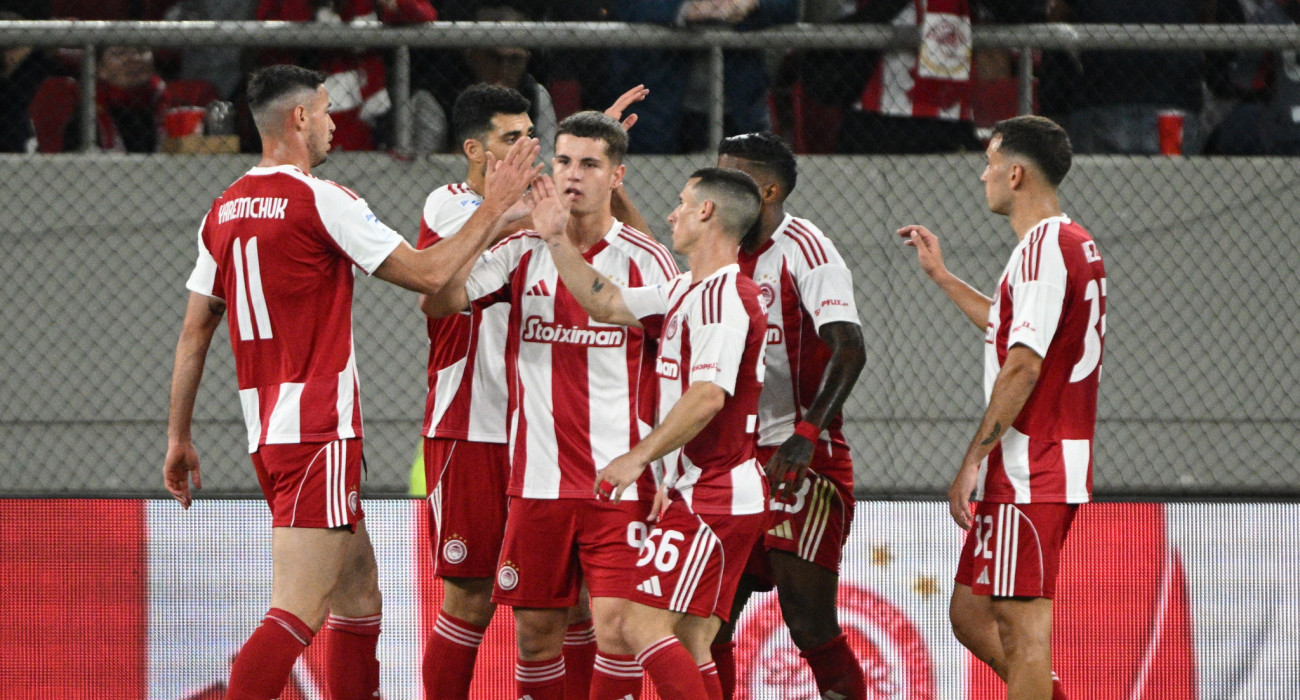 Οι παίκτες του Ολυμπιακού πανηγυρίζουν / Πηγή: Eurokinissi