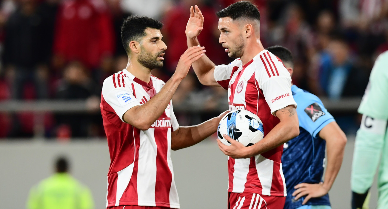 Γιάρεμτσουκ και Ταρέμι πανηγυρίζουν το 3-0 / Πηγή: Eurokinissi