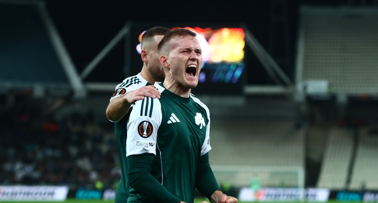 Ο Κάρολ Σφιντέρσκι πανηγυρίζει με τον Παναθηναϊκό / Πηγή: Eurokinissi