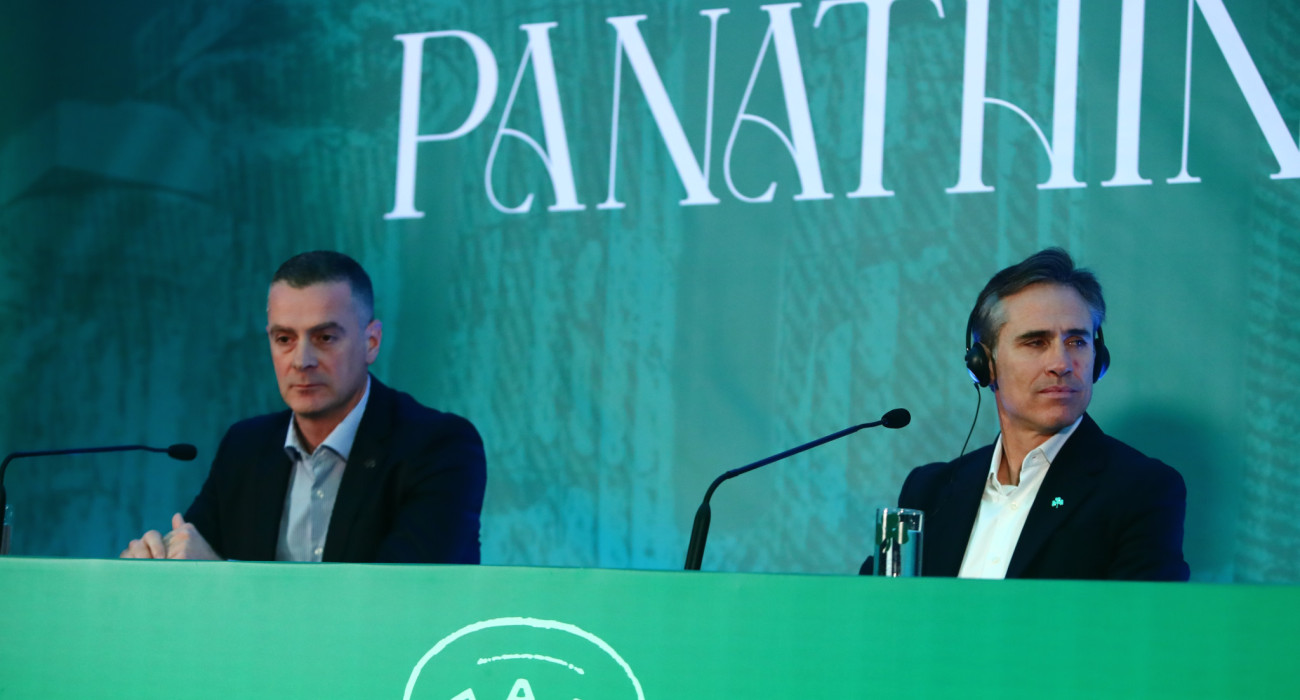 Οι Στέφανος Κοτσόλης και Μιγκέλ Άνχελ Κορόνα κατά τη παρουσίασή τους / Πηγή: Eurokinissi