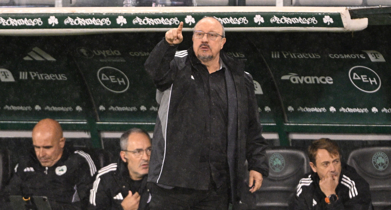 Ο Ράφα Μπενίτεθ στο παιχνίδι με την Κηφισιά / Πηγή: Eurokinissi