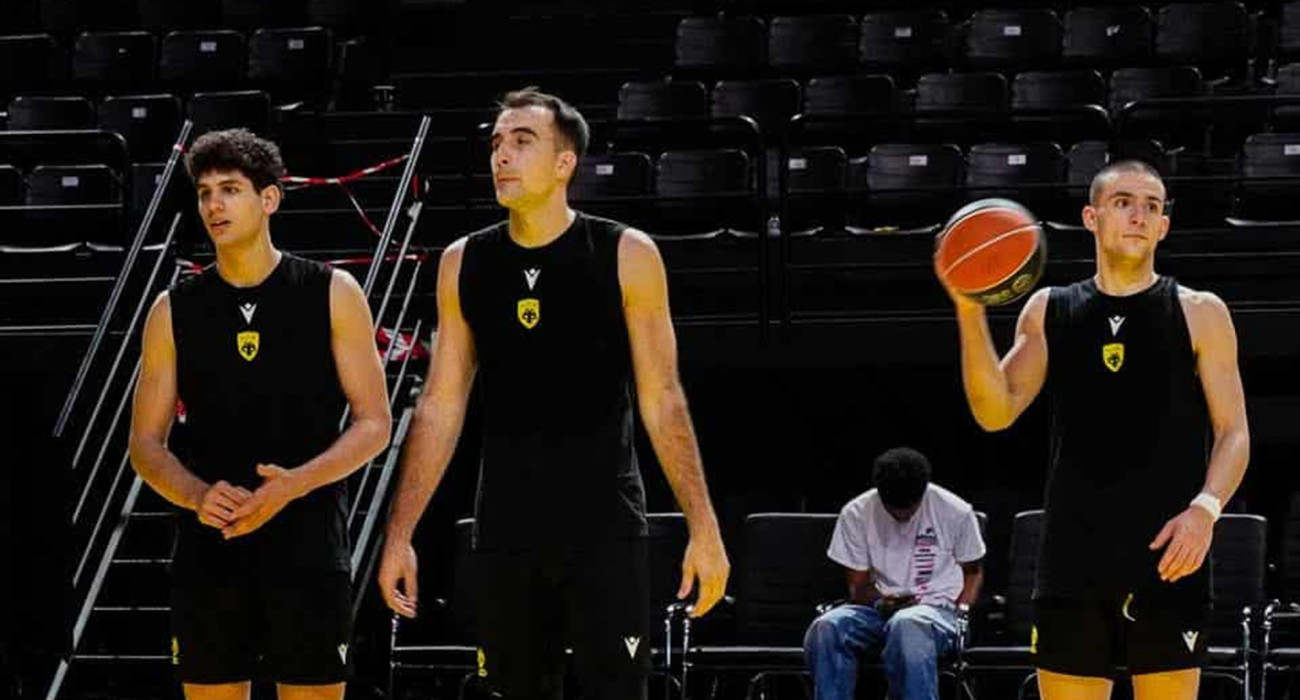 Χάρης Μπιλιώνης, Μάρκο Πετσάρσκι και Βασίλης Ιωάννου / Πηγή: AEK BC