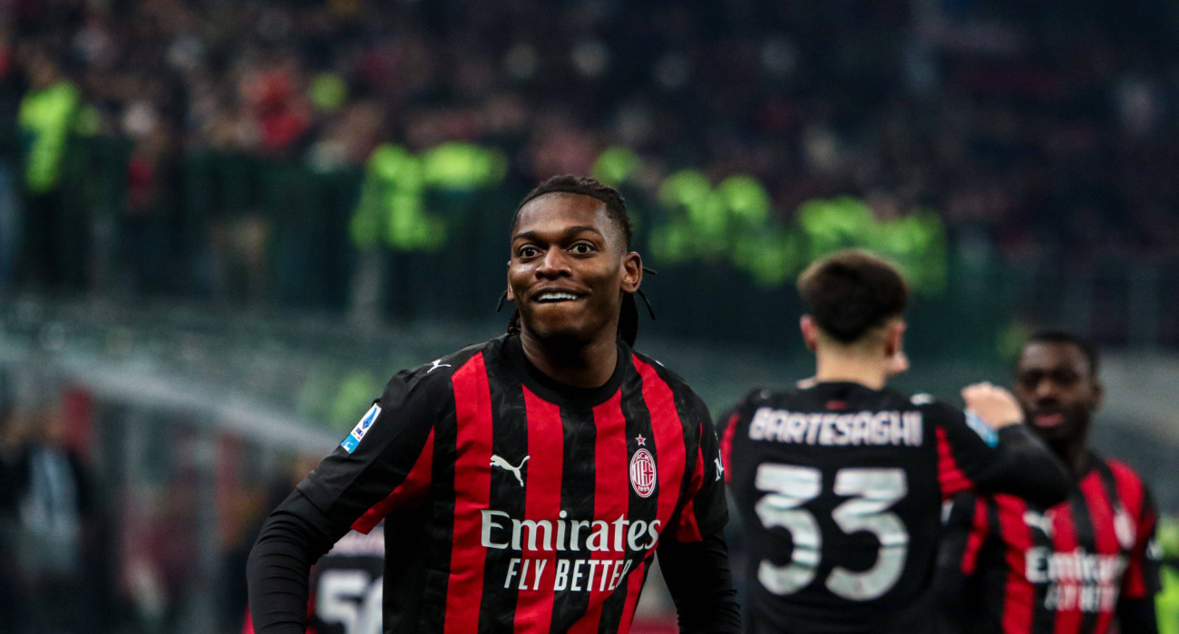 Ο Ράφαελ Λεάο πανηγυρίζει για τη Μίλαν / Πηγή: Imago