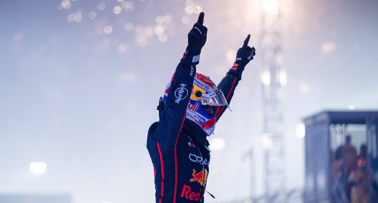 Ο Μαξ Φερστάπεν πανηγυρίζει τη νίκη του/ Πηγή: IMAGO / Eibner