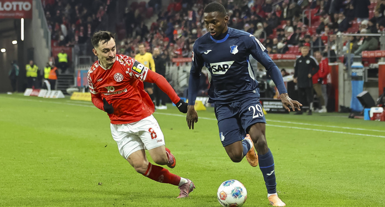 Στιγμιότυπο από την αναμέτρηση Μάιντζ - Χοφενχάιμ / Πηγή: Imago