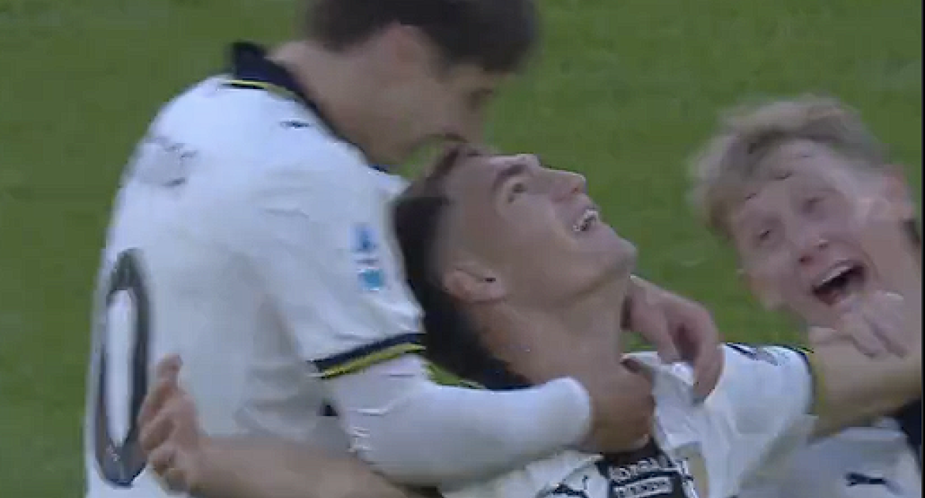 O Mατέο Πελεγκρίνο πανηγυρίζει / Screenshot