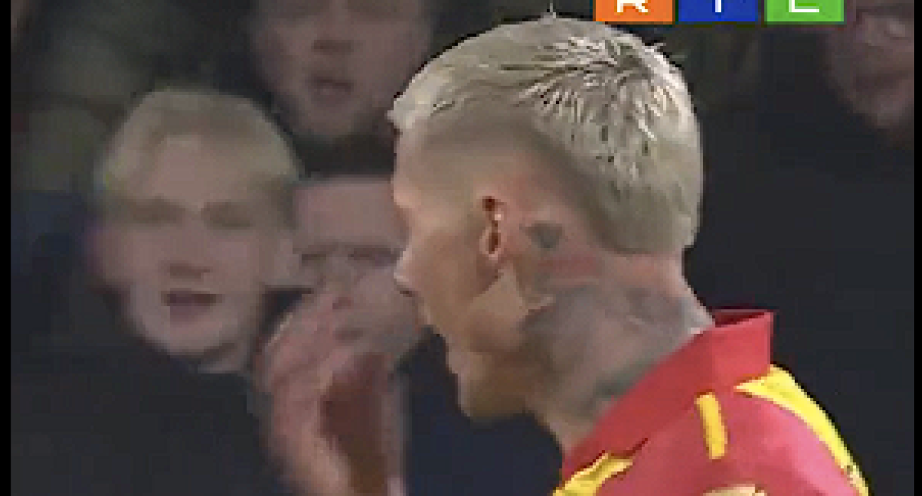 Η χειρονομία του Έντβαρντσεν στον Άντζελο Στίλερ / Screenshot