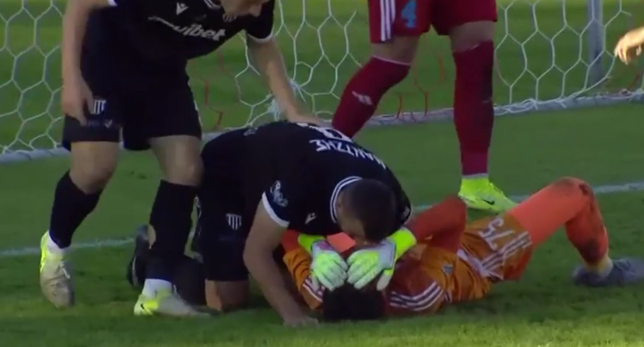 Η... γλυκιά στιγμή του Μάντζη με τον Τσιλιγγιρη / Screenshot