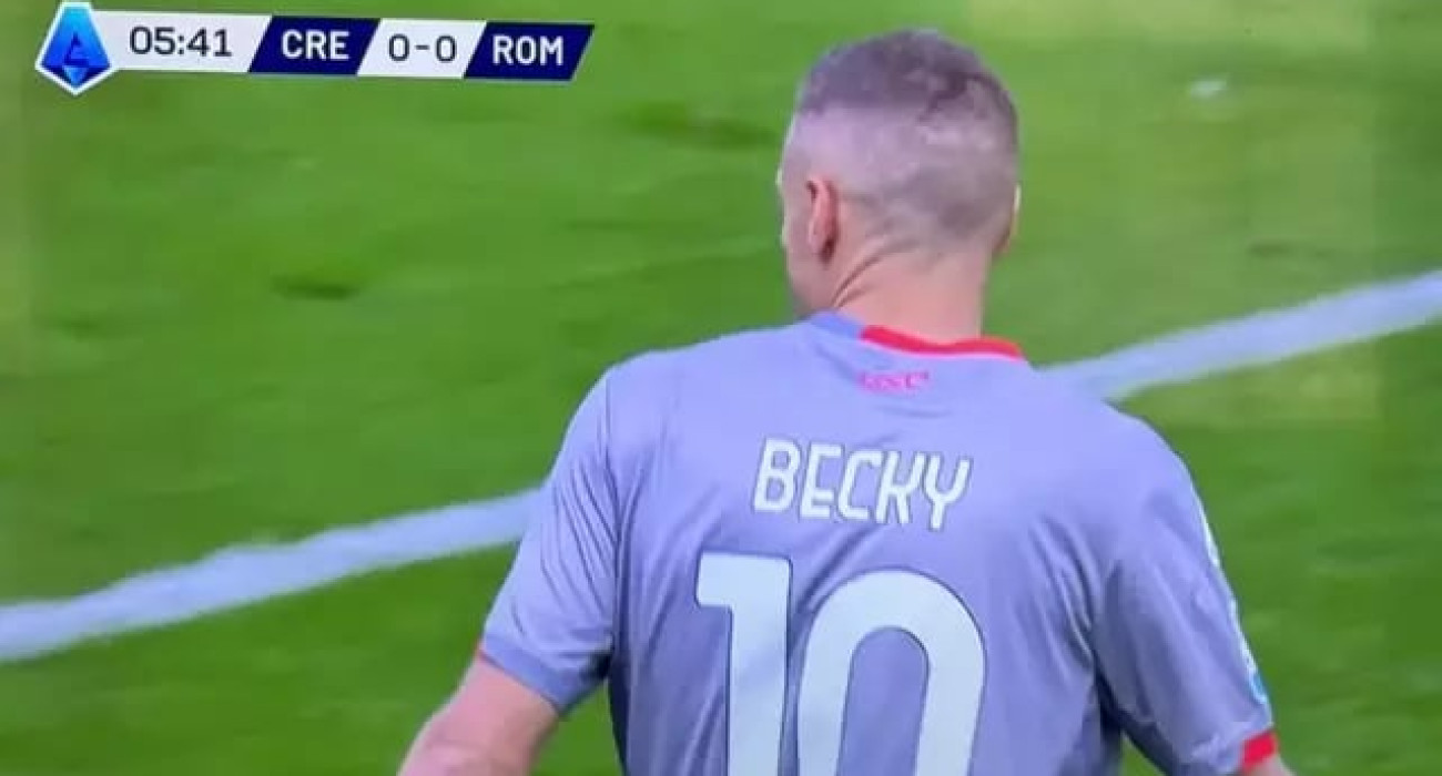 Ο Τζέιμι Βάρντι με φανέλα με γυναικείο όνομα / Screenshot