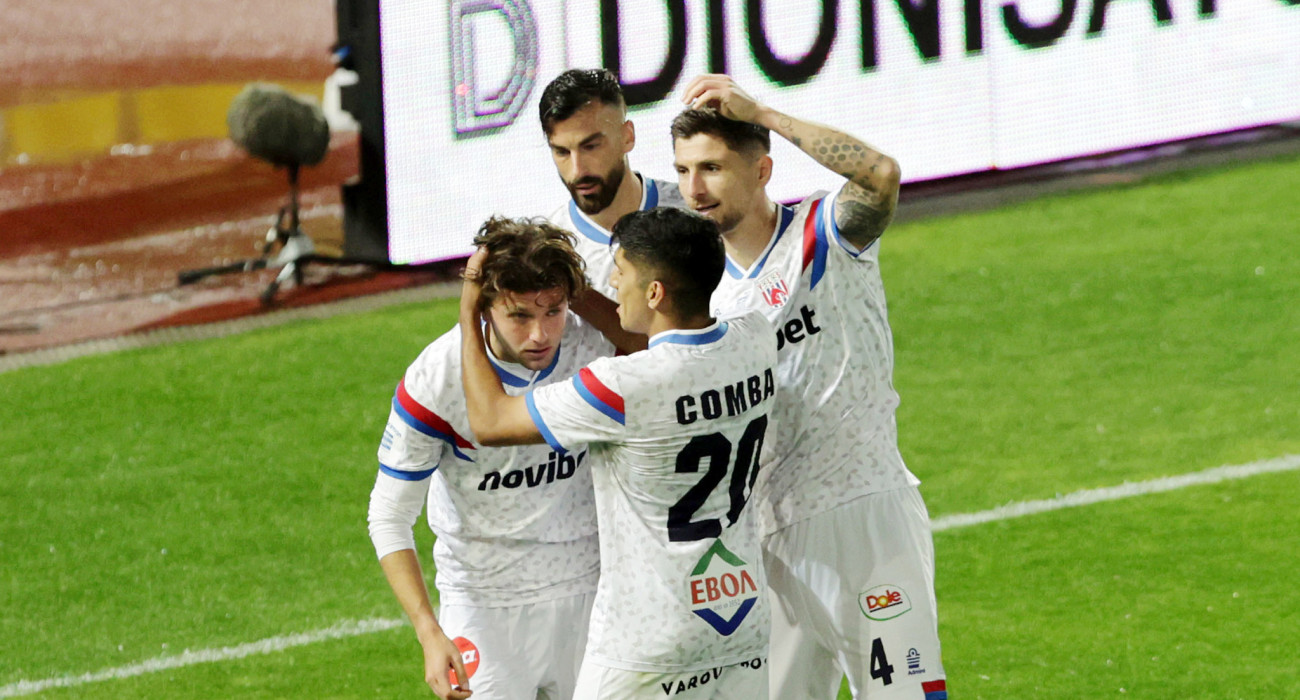 Οι ποδοσφαιριστές του Βόλου πανηγυρίζουν / Πηγή: Intime